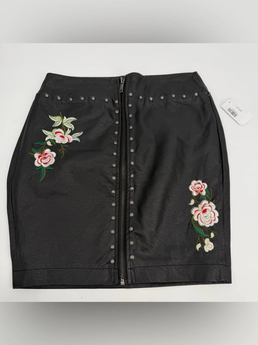 Charlotte Russe Skirt Womens S Black Faux Leather Mini Floral Embroidery READ